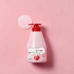 Kwailnara Strawberry Milk Body Cleanser 560ml